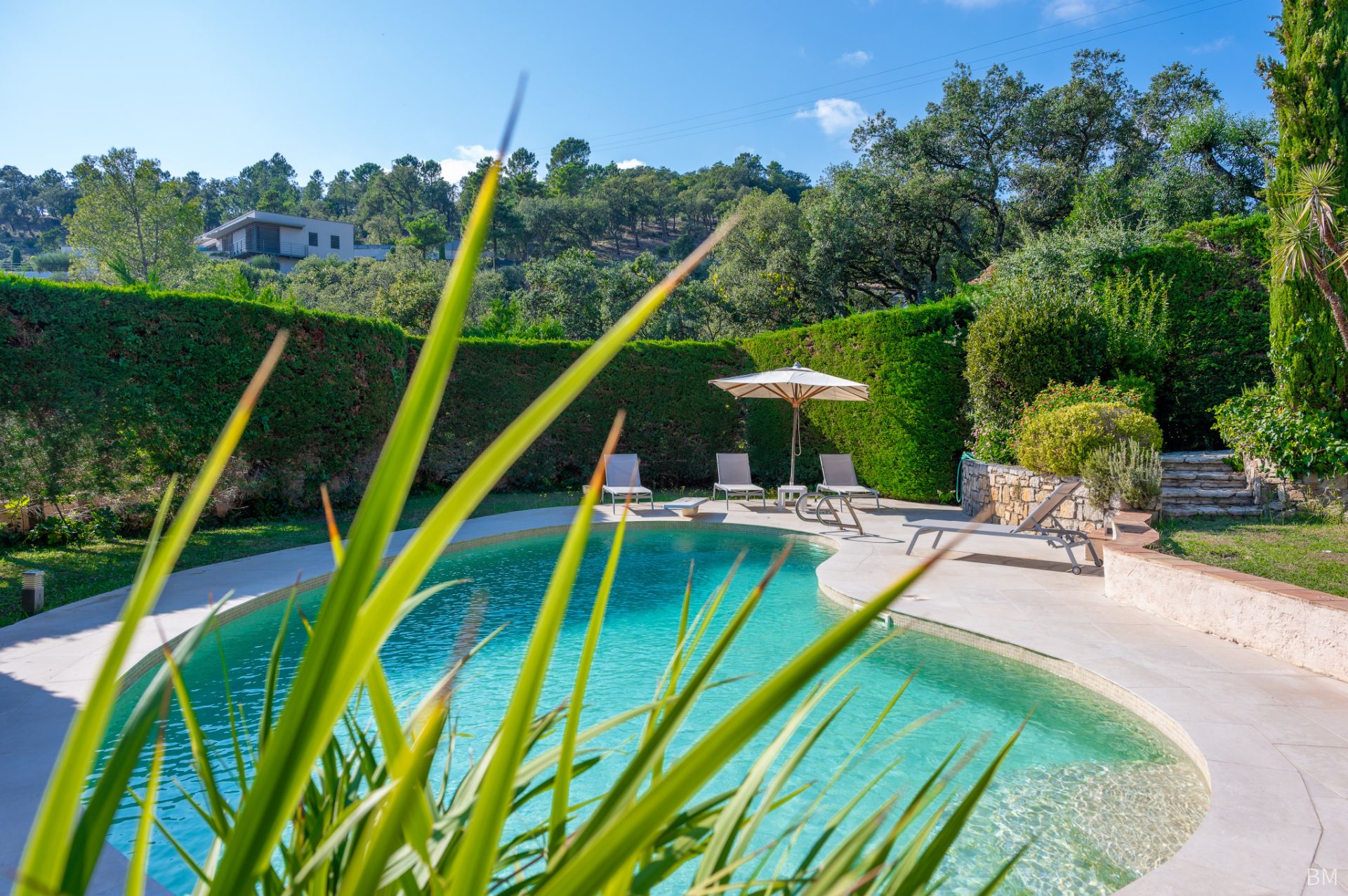 villa 7 Rooms for sale on Grimaud (83310)