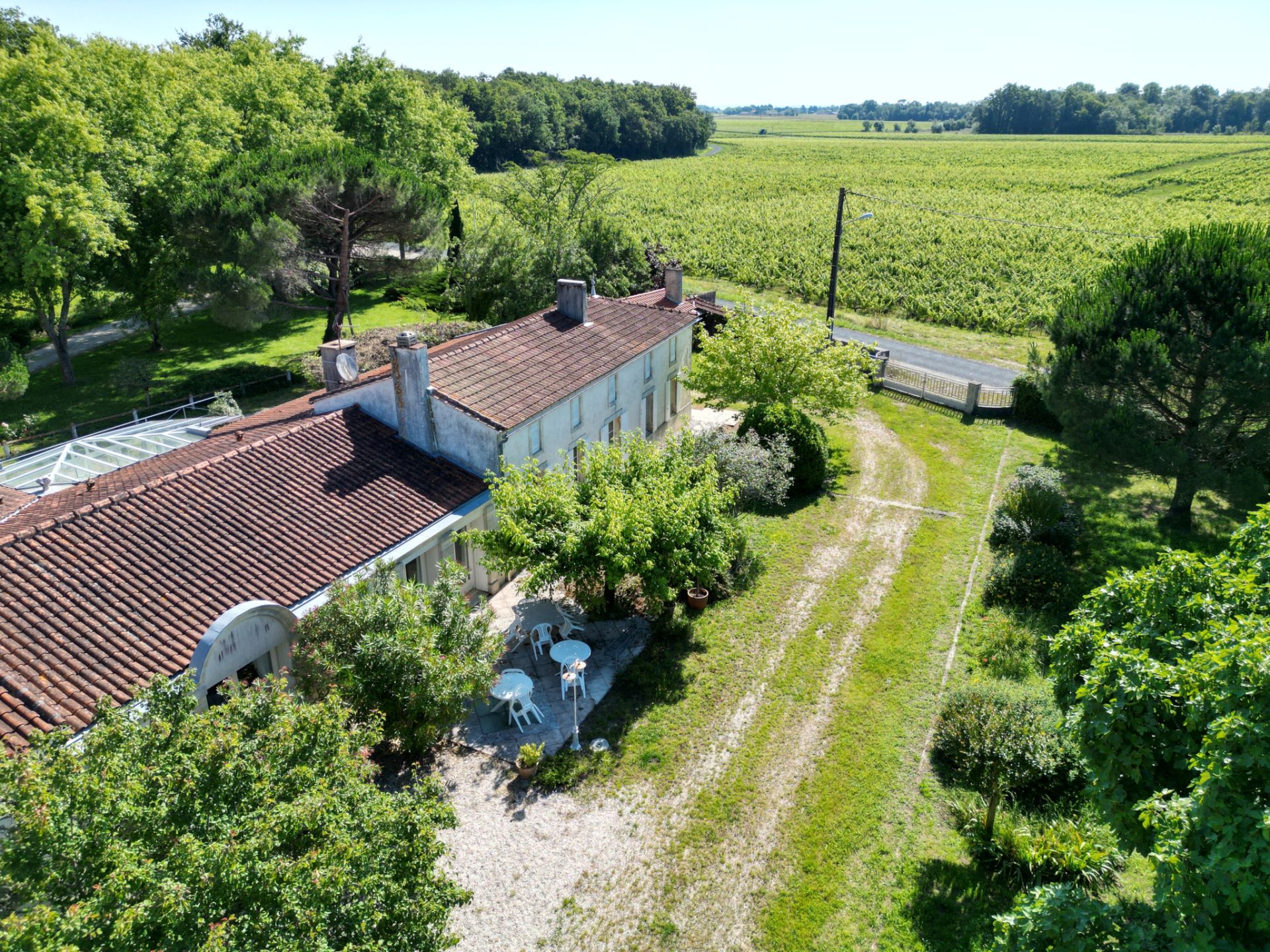 wine estate 11 Rooms for sale on Bégadan (33340)