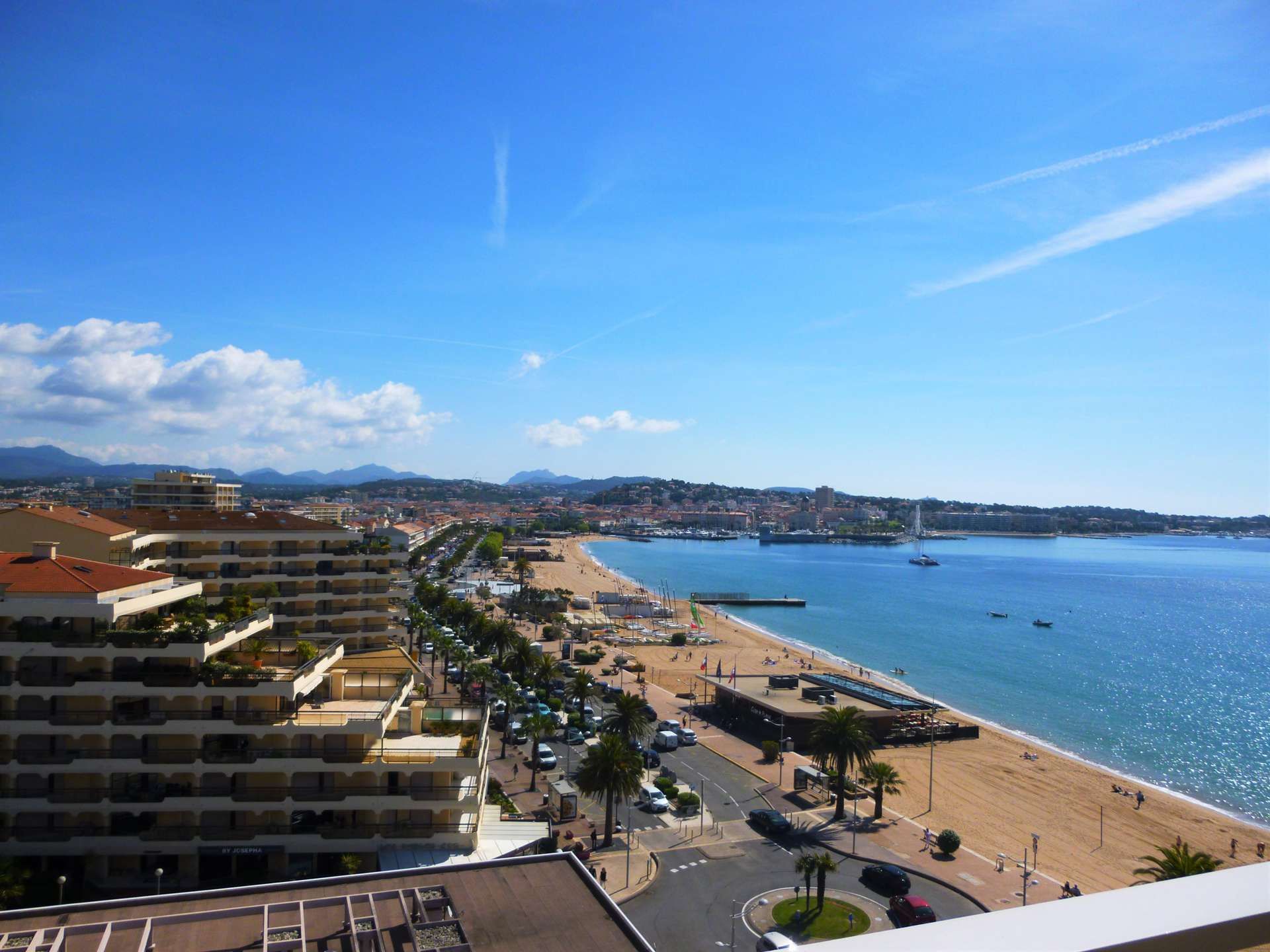 apartment 2 Rooms for sale on Fréjus (83600)