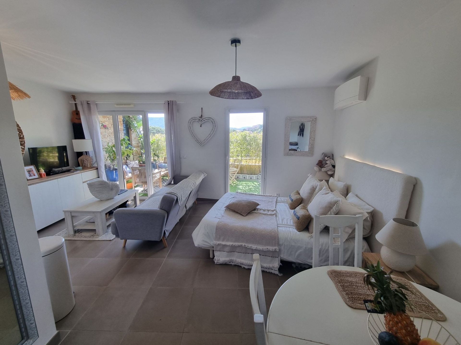 apartment 1 room for sale on Sainte-Maxime (83120)