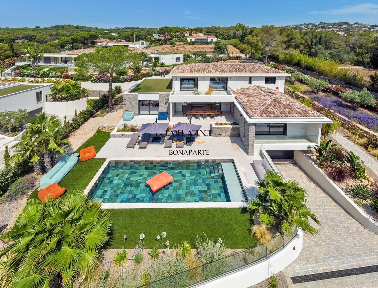 villa 6 Pièces en location saisonnière sur Sainte-Maxime (83120)