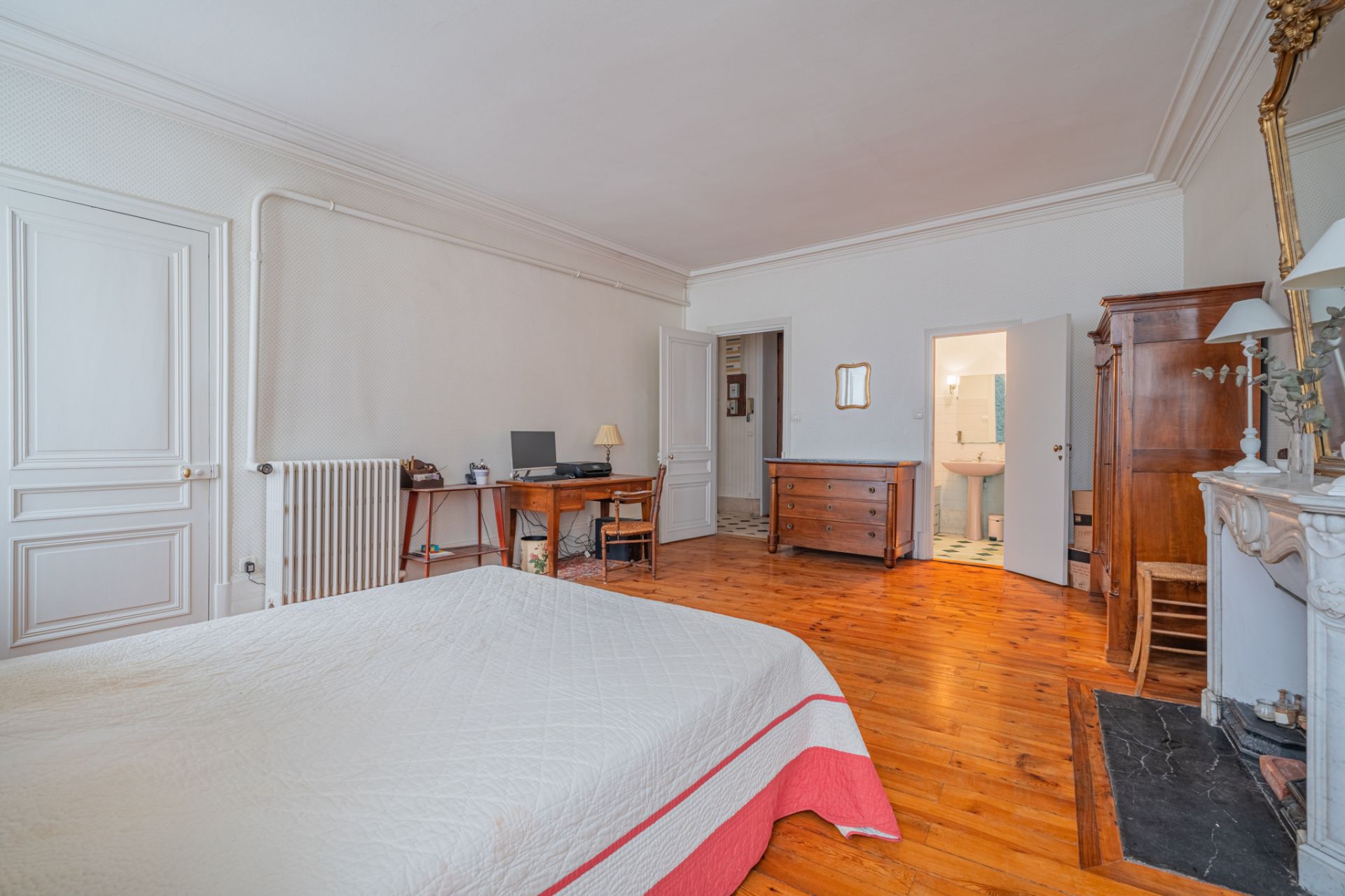 apartment 7 Rooms for sale on Grenoble (38000)